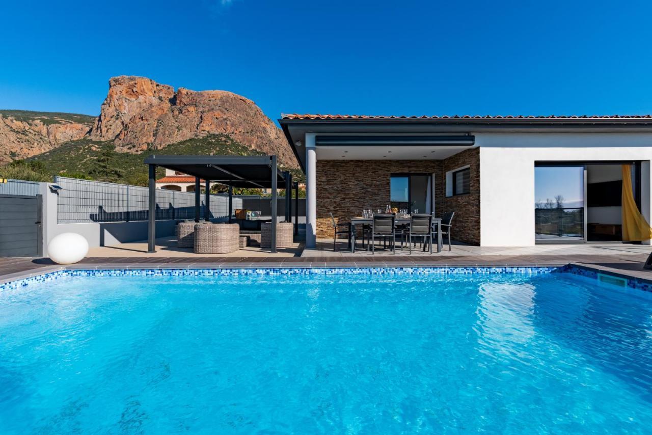 Hébergement de vacances Proche Ajaccio, Magnifique Avec Piscine Privee 8 Personnes